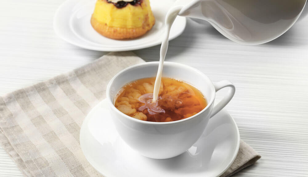 Tea with Skimmed Milk without Sugar