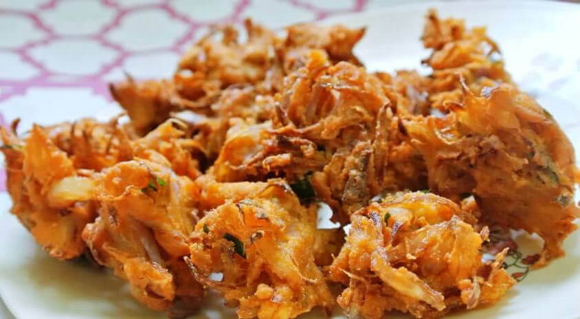 onion-pakoda